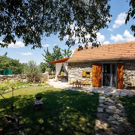 House Mala Kuca