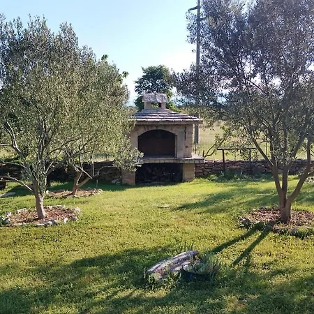 בית נופש House Mala Kuca